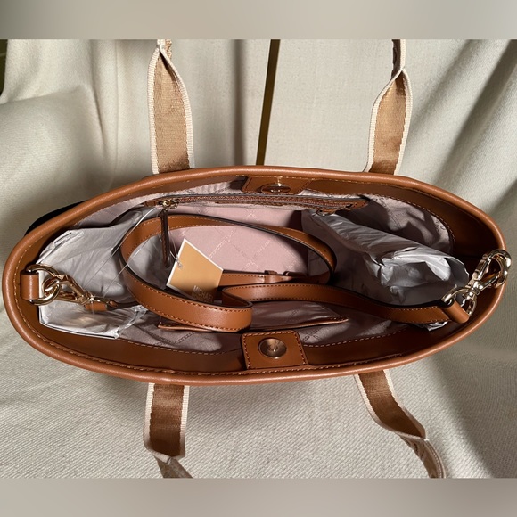 NWT MICHAEL MICHAEL KORS MAEVE CONVERTIBLE CROSSBODY - Picture 8 of 16